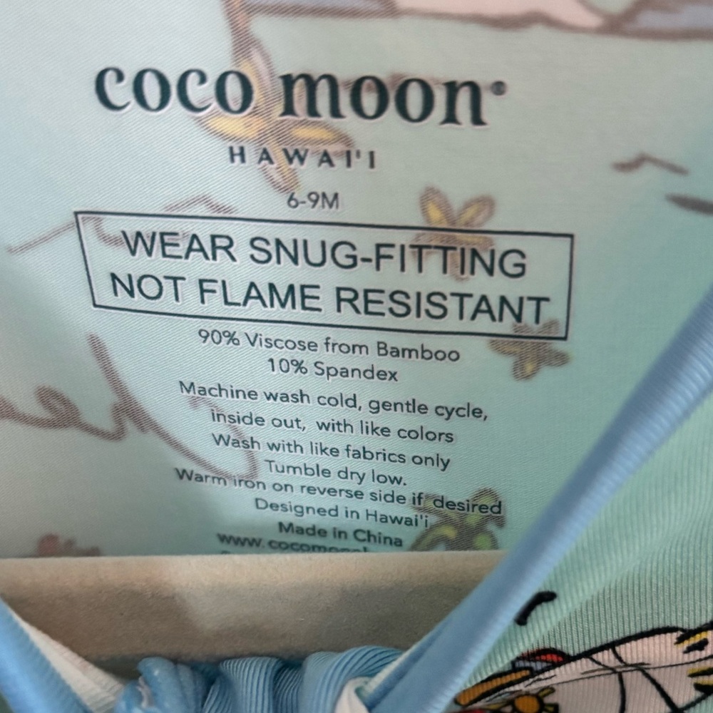 Coco Moon Hawaii print onesie - Picture 4 of 5